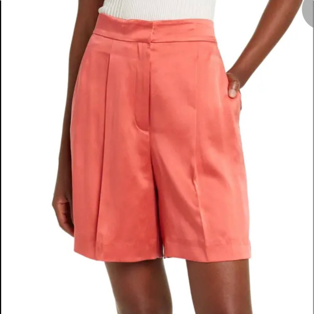 Theory pleated 100% silk coral bermuda shorts